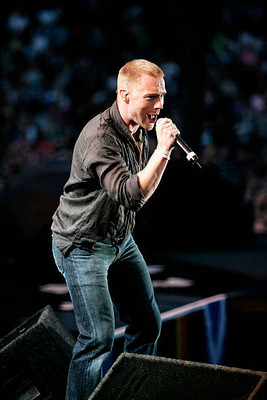 Ronan Keating performs Live 8 Edinburgh concert Murrayfield Stadiu- Old Photo 10
