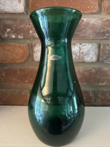 Vtg Blenko Hand Blown Glass Emerald Green Vase 9 3/4 with Label 2003