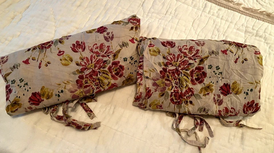 PANELES CORTINA ALGODÓN SEMI TRANSPARENTE FLORAL BORGOÑA MERCADO MUNDIAL 42" X 82" CANTIDAD ~ 2 Foto 4 de 4