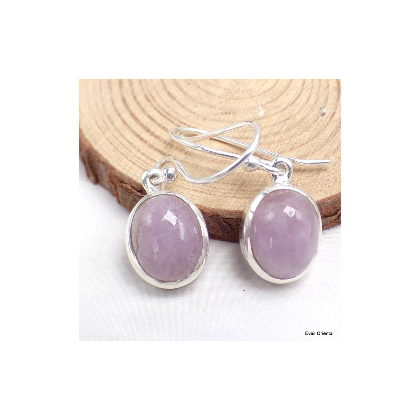 Boucles d'oreilles ovales Kunzite légères et anti-allergies pour oreilles sensibles