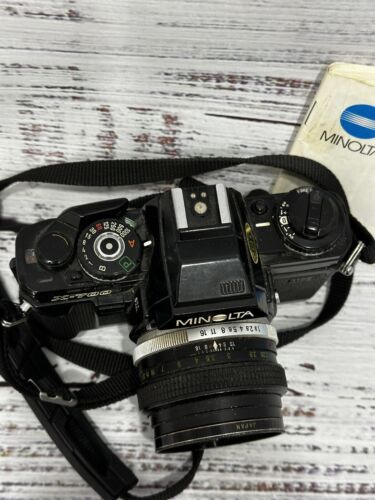Minolta X-700 Film Camera w/ MC Rokkor PF 55mm 1:1.7 f/1.9 Lens & Booklet - Picture 4 of 14