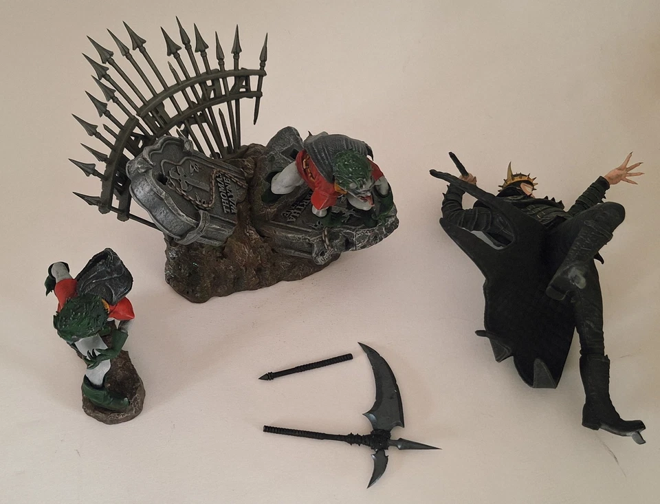 Custom Batman Who Laughs Statue - 20cm - Image 2 of 4