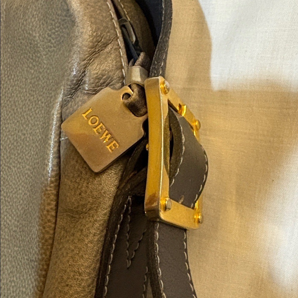Loewe   Brown Leather shoulder Bag — image 3