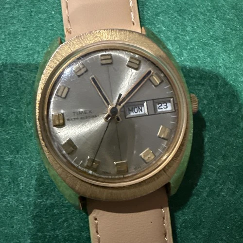 Timex Marlin 26960-2773 Vintage Men’s Mechanical Watch Gold Tone Day-Date 1970's