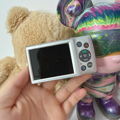 Canon IXY 180 / Powershot ELPH 180 Digital Camera 20.0 MP 8x