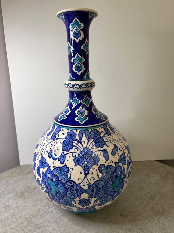 Vintage Turkish Ceramic POTTERY IZNIK STYLE 15.5 INCH VASE Base Signed