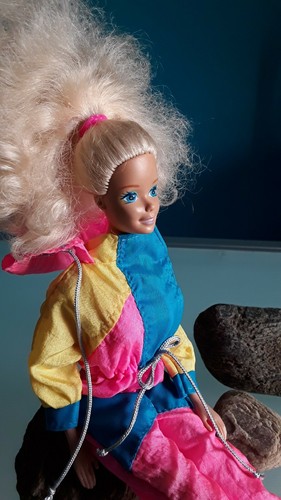 "MATTEL" Barbie vintage, modello 1966 (corpo), 1976 (testa), altezza 30 cm. - Foto 3 di 12