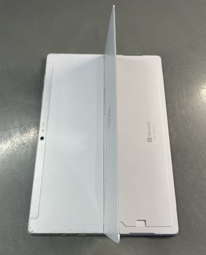 Lot of 10 Microsoft Surface 3 64GB Model 1657, READ - Picture 6 of 15