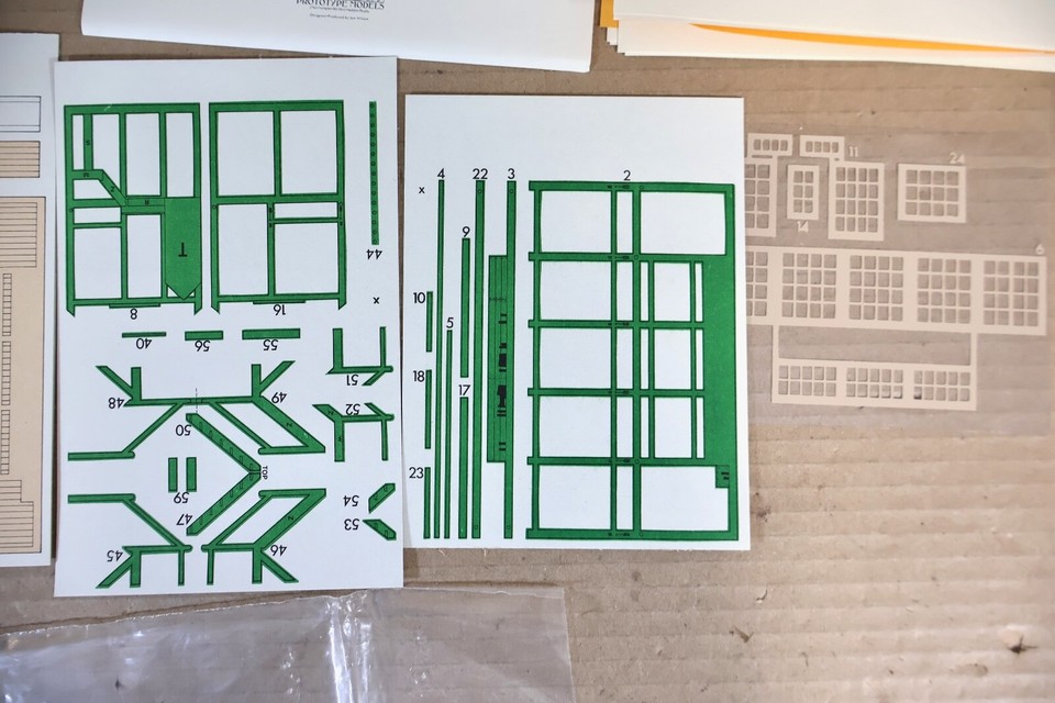 PROTOTYPE MODELS BE7 OO SCALE STAMFORD SIGNAL BOX CARD MODEL KIT oj ...