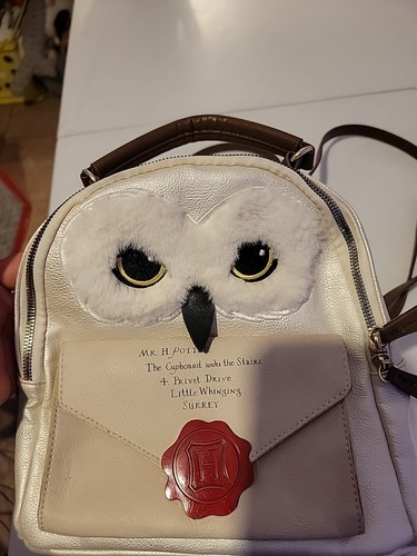 Officially Licensed Harry Potter Hogwarts Hedwig White Owl Mini Backpack - Picture 2 of 9