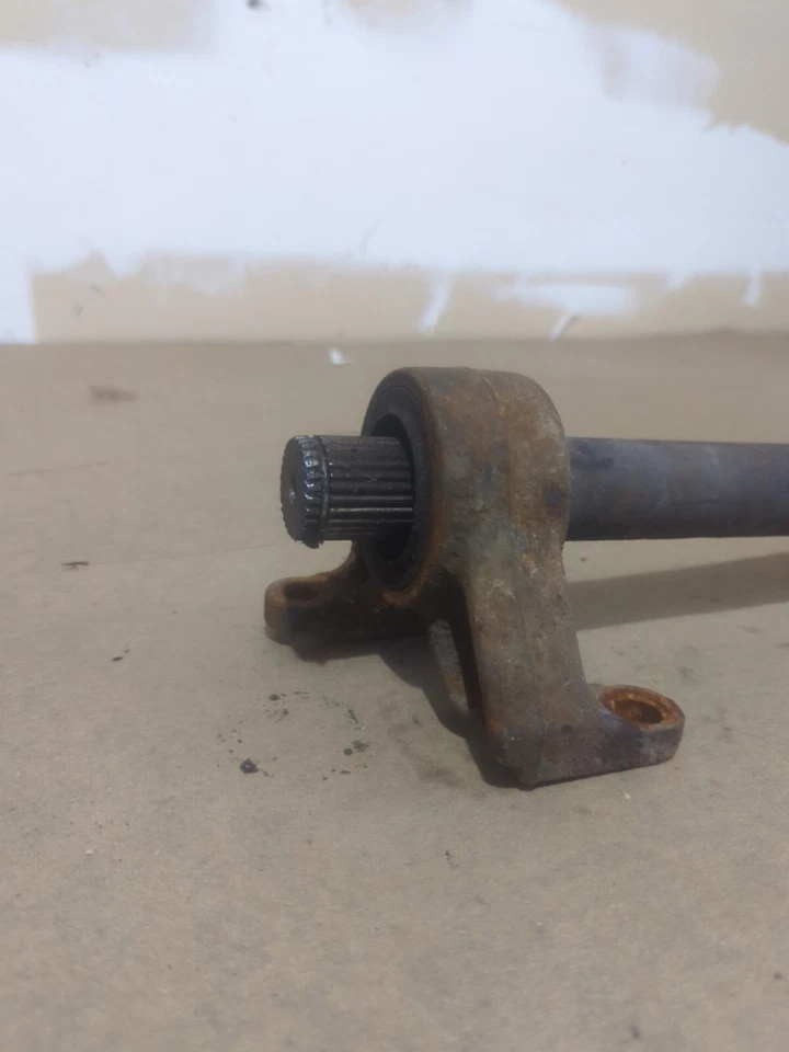 04-08 ACURA TSX - K24A2 - MANUAL MT - INTERMEDIATE MID HALF JACK SHAFT - Image 2 of 4