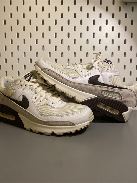 Size 9 - Nike Air Max 90 Baroque Brown 