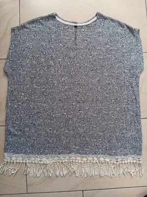 Pulli oder auch als Pullunder graumeliert Gr. 40 mit weißer Franzen Bordüre