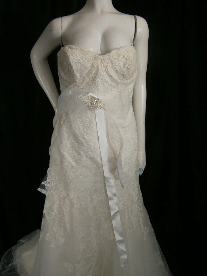 Vestido de novia Season Blanche B3141 12 marfil sin tirantes encaje tul lazo con cuentas Foto 4 de 4