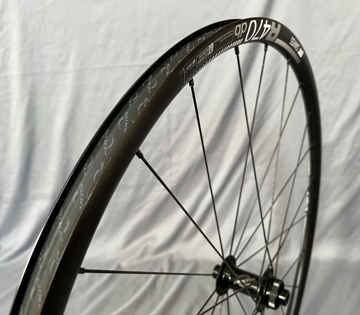 Specialized Axis / DT Swiss R470db Gravel Wheelset 700c 142