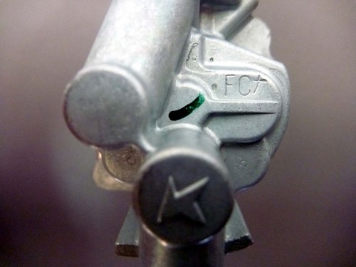 HONDA Fuel Petcock Valve for XRV750 Africa Twin 1993-2000 Genuine 16950-MY1-003 - Picture 9 of 12