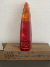Feu arrière Peugeot 404