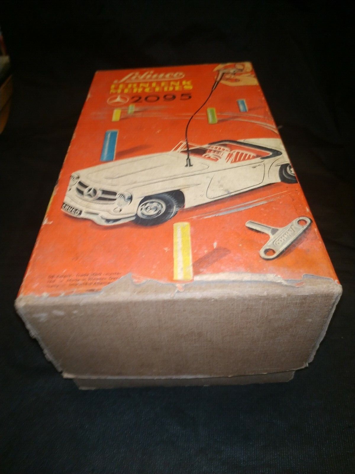 VINTAGE SCHUCO 2095 MERCEDESBENZ TINPLATE TOY CAR BOX WIND UP FERNLENK