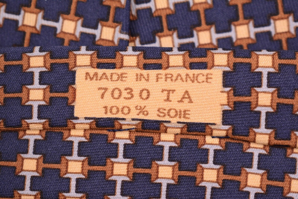 Hermes 7030 TA Blue Geometric Linked Cubes Pattern Printed