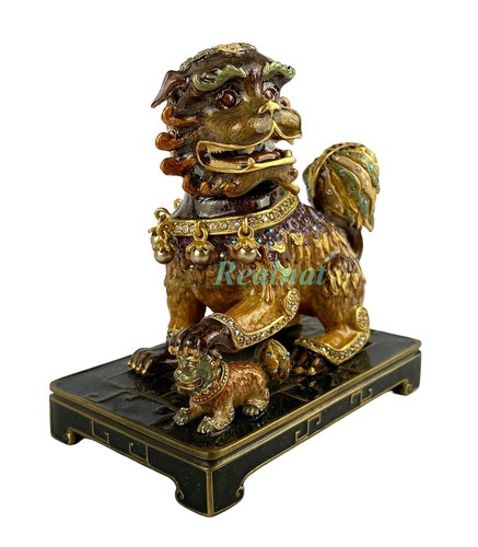 PAR DE PERROS FOO CHINOISERIE JAY STRONGWATER A JUEGO SWAROVSKI COMO NUEVO SIN CAJA - Imagen 6 de 14