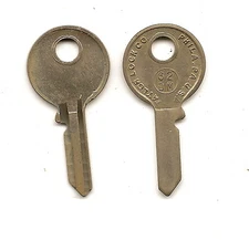 1 VINTAGE NOS JAGUAR KEY BLANK 62DM TAYLOR LOCK & CO. 