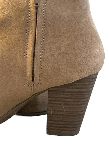 Old Navy Heeled Light Taupe Ankle Boots Womens Sz 9 Faux Suede Block Heel Bootie - Picture 5 of 6