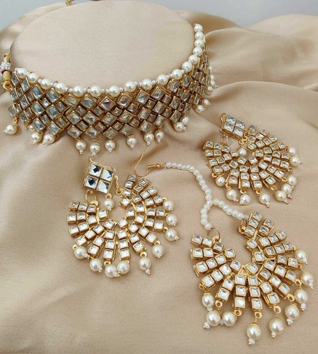 Attractive Necklace, Earrings, Mangtika Set With Artificial Kundan & Pearl,White