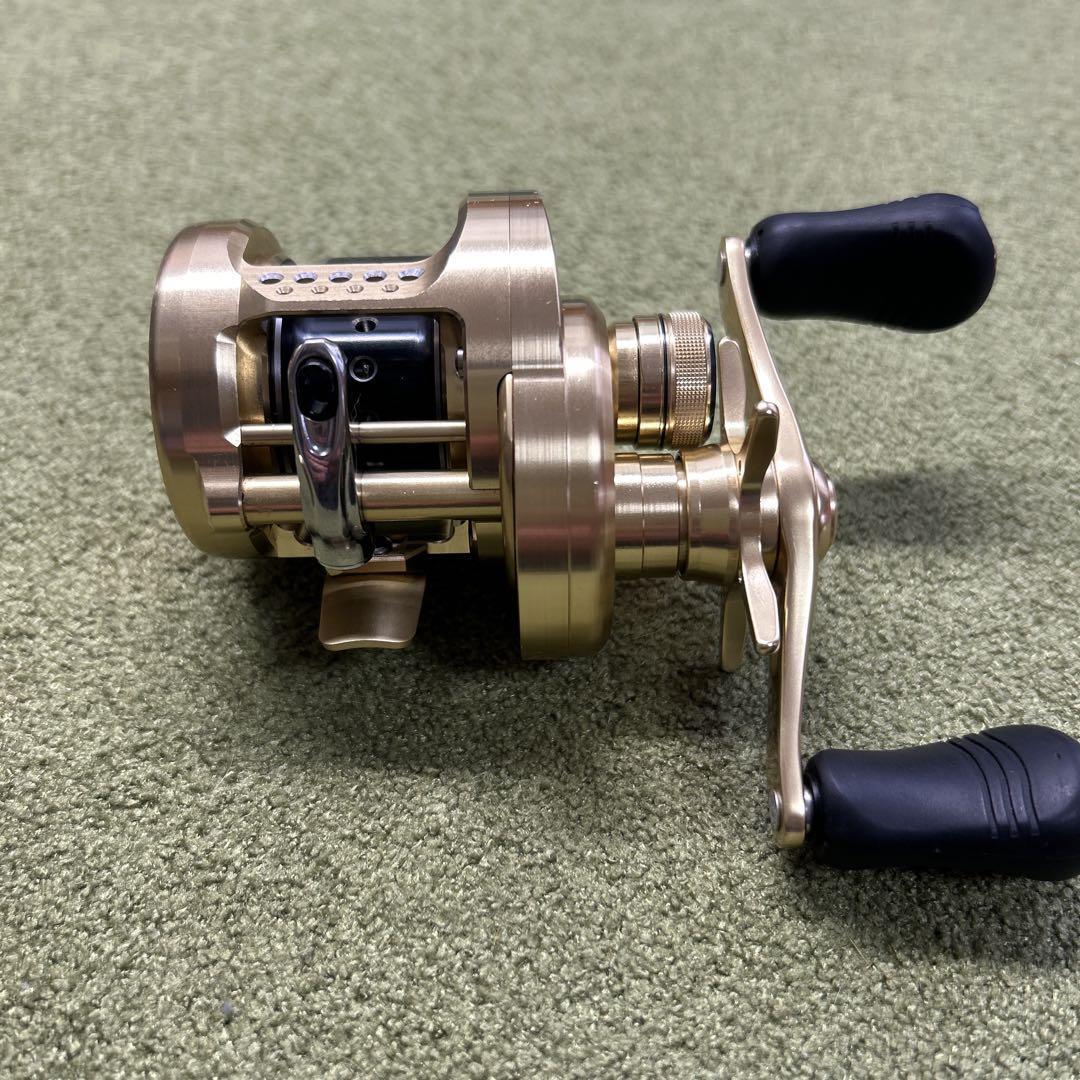Shimano 15 Calcutta Conquest 101HG | eBay