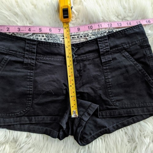 Empyre Black Chino Skater Shorts - Picture 5 of 5