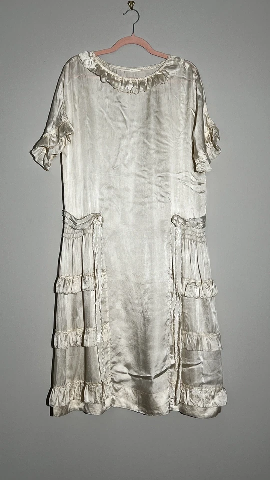 Vestido de novia vintage años 20 cremoso crudo cintura caída seda satinado aleta volantes M/L Foto 2 de 4