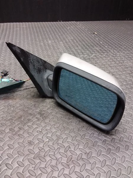 Passenger Side View Mirror Power Sedan Canada Market Fits 01-05 BMW 320i 1880586 - Image 4 of 4