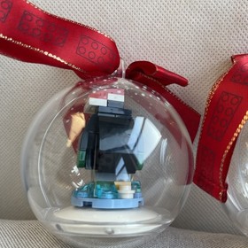 LEGO Christmas Ornaments 853574 Reindeer 853796 Penguin 853345 Gold Bricks