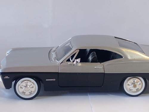 JADA BTM 1/24 SCALE WHEELS W/ WHITE WALL TIRES FOR REPAIRING 1967 CHEVY IMPALA. - Picture 4 of 10