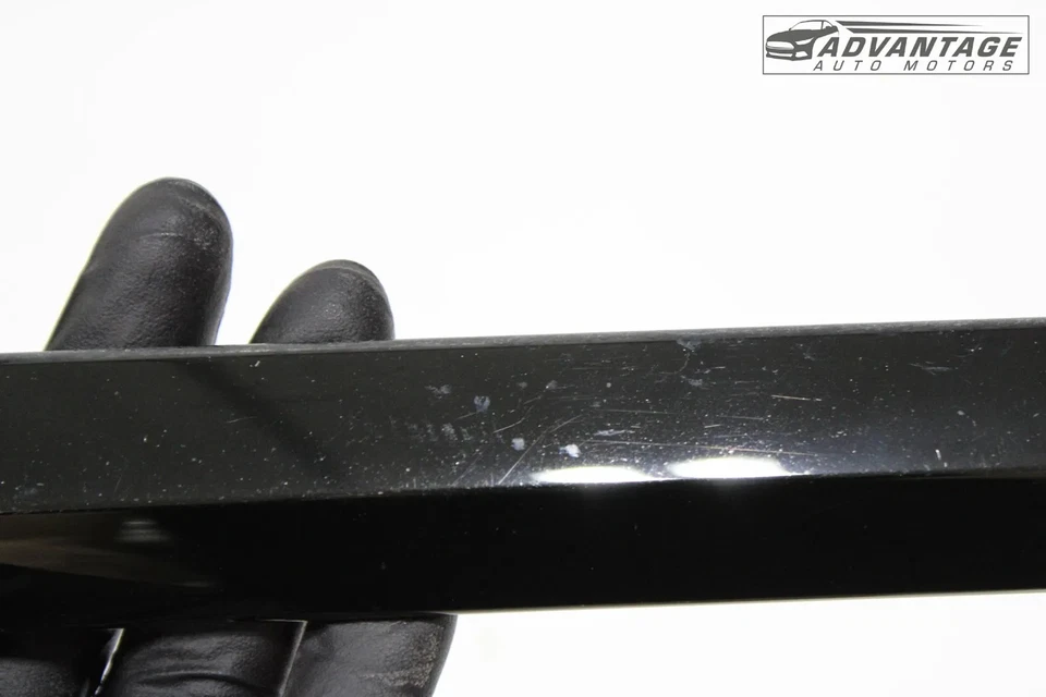 BMW 750I XDRIVE G12 2016-2022 panel de puerta delantera derecha tira inferior moldura OEM Foto 4 de 4