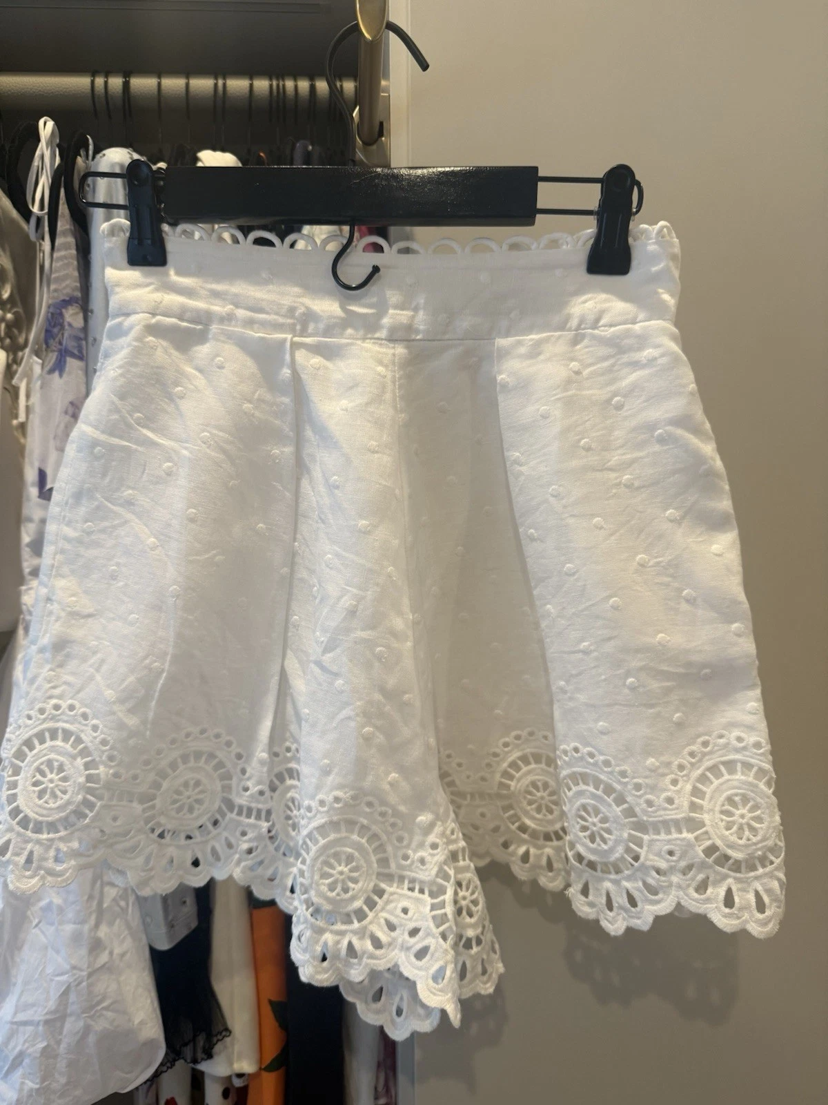 Zimmermann Belletude scalloped linen shorts 0
Opens in a new window or tab