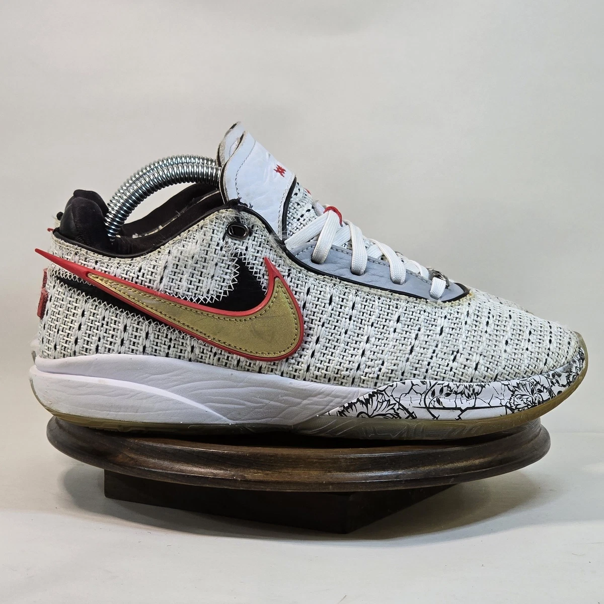 Preços baixos em Nike LeBron 20 EP The Debut | eBay