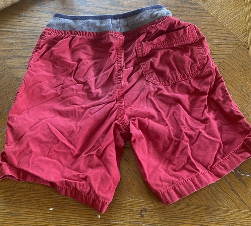 oshkosh b'gosh Size 6 Red Shorts - Picture 2 of 3