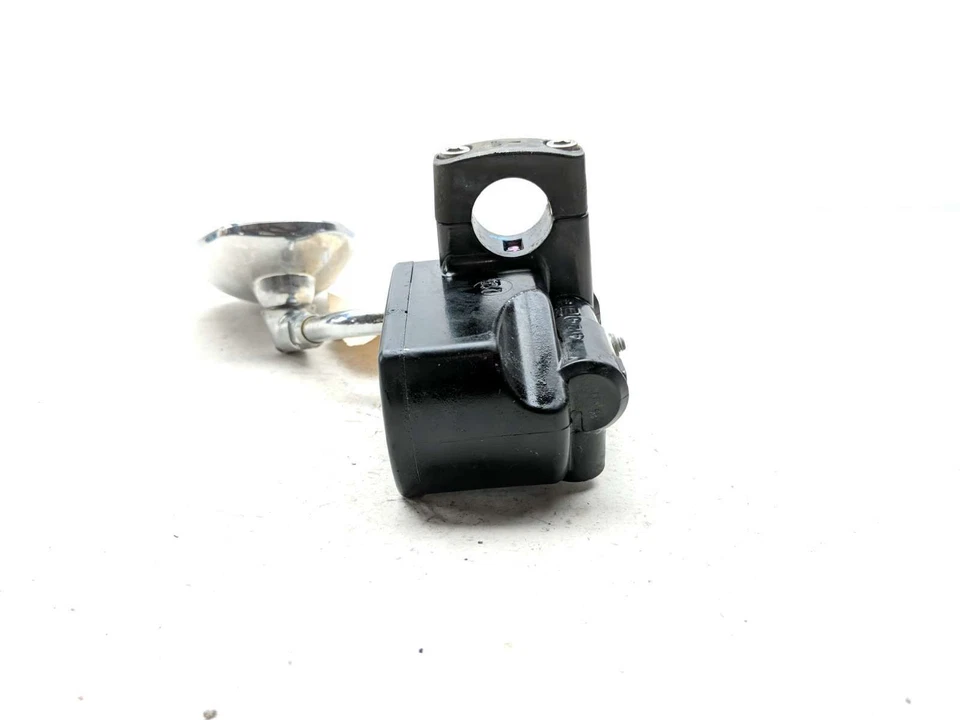 15 Yamaha XVS950 VStar 950 Front Right  Rearview Mirror w/ Brake Master Cylinder - Image 4 of 4