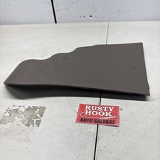 2004-2008 Chevy Malibu Front LH Floor Console...