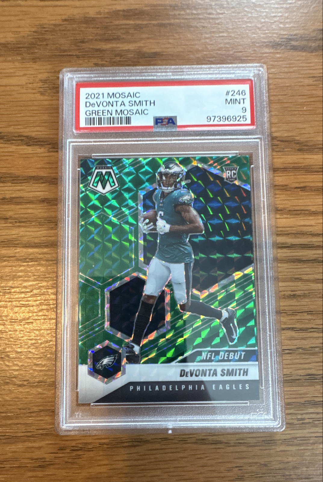 2021 Panini Mosaic - NFL Debut Devonta Smith #246 Green Mosaic Prizm (RC)