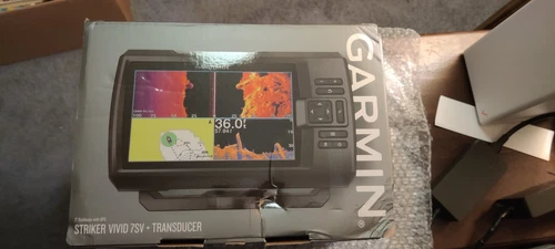 Garmin STRIKER Vivid 7sv Fish Finder GPS Transducer **NEW**
