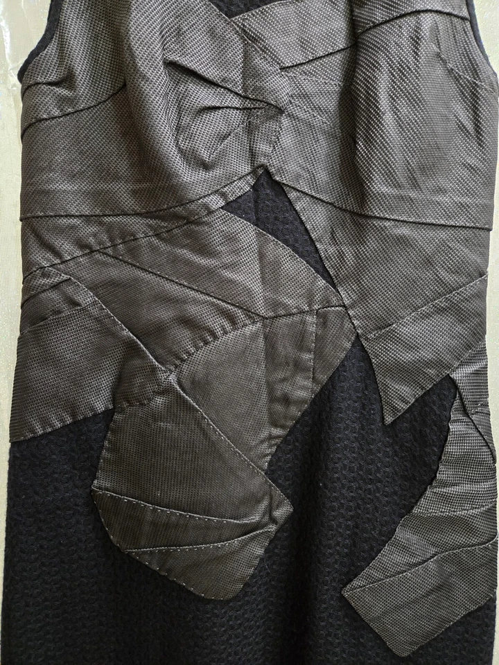 Richard Chai Women's Black Wool/Rayon/Silk Sleeveless Dress Size 6 - Image 2 of 4