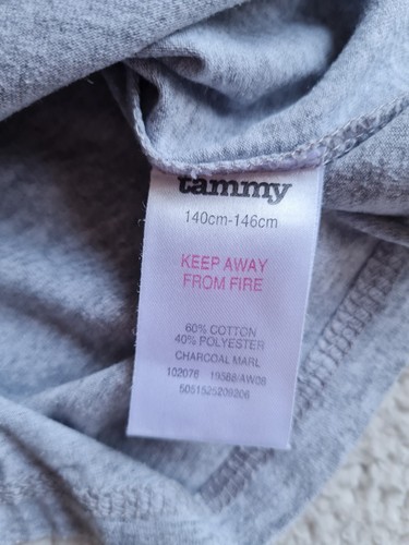 Tammy Girl Grey T Shirt Girl With Check Sleeves H140-146cm Excellent Condition - Picture 9 of 15