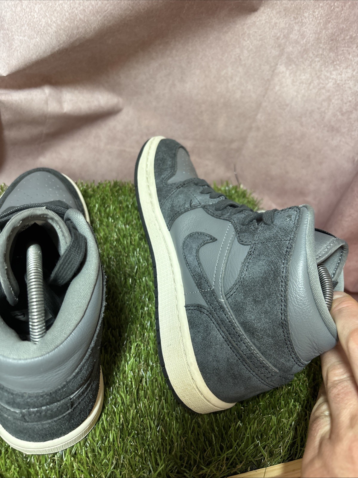 Nike Air Jordan 1 Mid SE in the "Distressed Smoke Grey" Trainers Uk Size 5 image 6