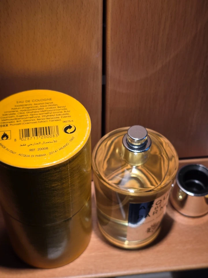 Caja abierta Acqua di Parma Colonia Assoluta 6 FL. OZ / 180 ML Eau De Cologne Foto 2 de 4