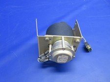 Cessna 182 / 182H S-TEC CORP Autopilot Roll Servo P/N 0105-R9 (0226-834)