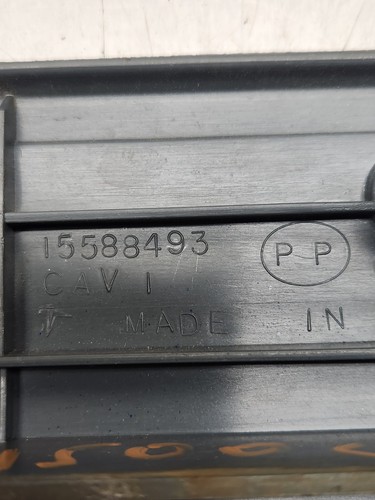 1988-1994 Chevrolet GMC C/K Trucks Front Left & Right Sill Scuff Plates 15588493 - Picture 3 of 9