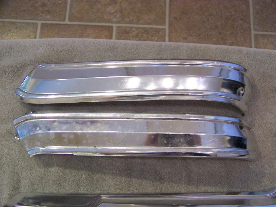 Chrysler New Yorker 1966 asiento de banco moldura de acero inoxidable 1967 Foto 3 de 4