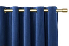 Velvet curtains for bedrooms, living rooms, hotel rooms are 100% blackout.
