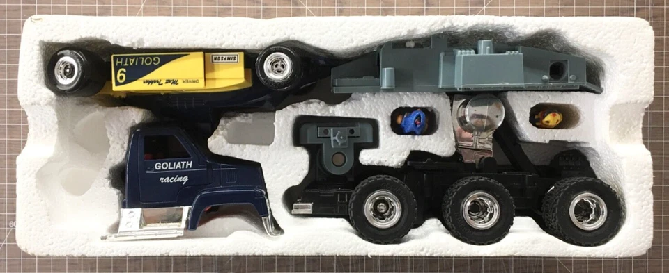 Goliath 1987 M.A.S.K. MASK Vintage Kenner w/ Box, Action Figures & Vehicles - Image 2 of 4